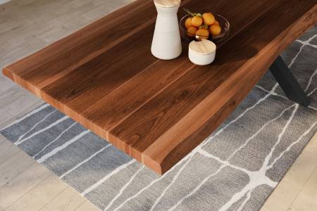 SAM_NEU-Esszimmer-Baumkante-Tische-Titan-Nuss-Spider-Schwarz-300×110-ML_Titan_300_nuss_Spider_schwarz_03-1