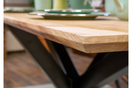 SAM_NEU-Esszimmer-Esszimmertische-Abby_Schweizerkante-120_Spider-Abby_natur_120_04