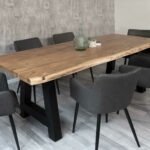 SAM_NEU-Esszimmer-Baumkante-Tische-Cali_aufgedoppelt-A_Gestell-natur-schwarz-300-BKT_Cali_natur_schwarz_300_05