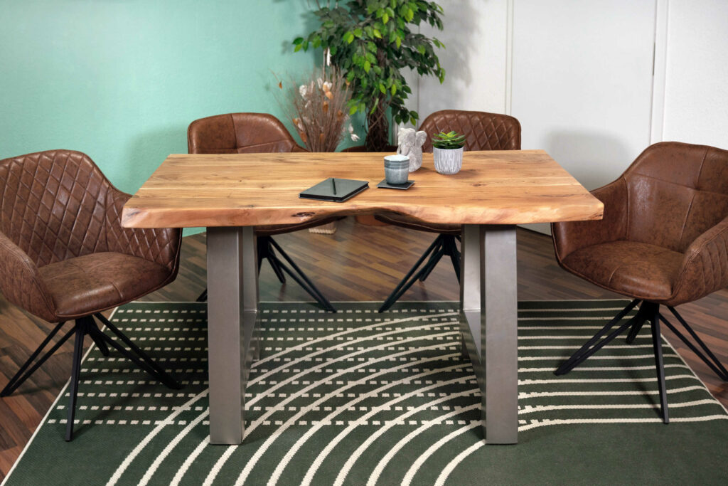 SAM_NEU-Esszimmer-Baumkante-Tische-Cali_aufgedoppelt-A_Gestell-natur-silber-160-Cali_natur_silber_160_neu_03