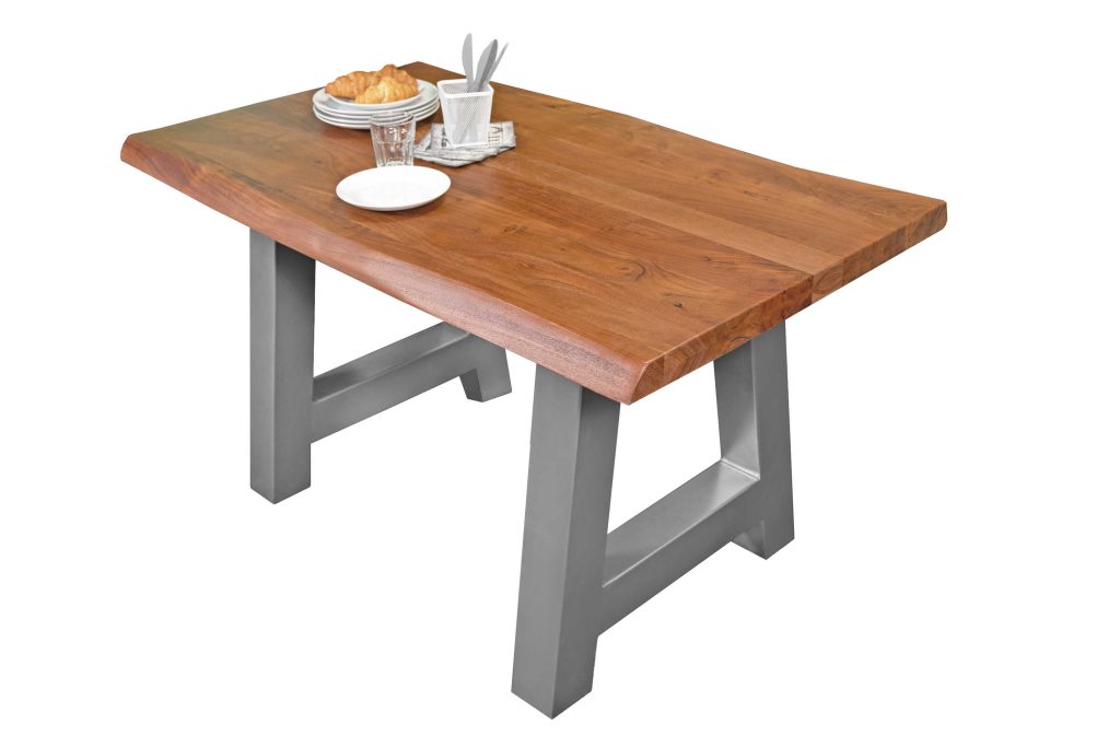 SAM_NEU-Esszimmer-Baumkante-Tische-Cali_aufgedoppelt-A_Gestell-nuss-silber-140-Cali_nuss_silber_neu_140_01