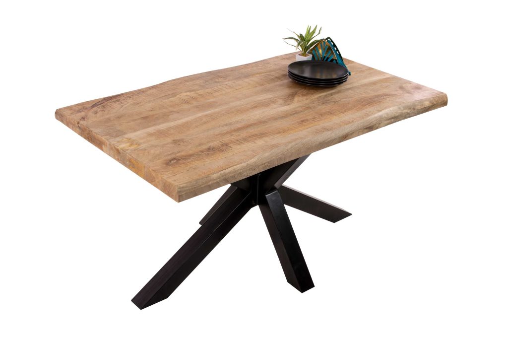 SAM_NEU-Esszimmer-Baumkante-Tische-Cali_aufgedoppelt-Spider_Gestell-mango-schwarz-140-BKT_Cali_mango_rough_02