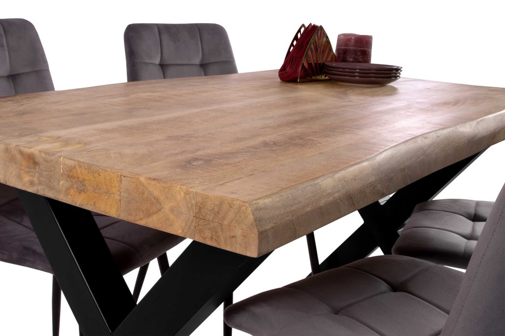 SAM_NEU-Esszimmer-Baumkante-Tische-Cali_aufgedoppelt-X_Gestell-mango-schwarz-140-BKT_Cali_mango_rough_04