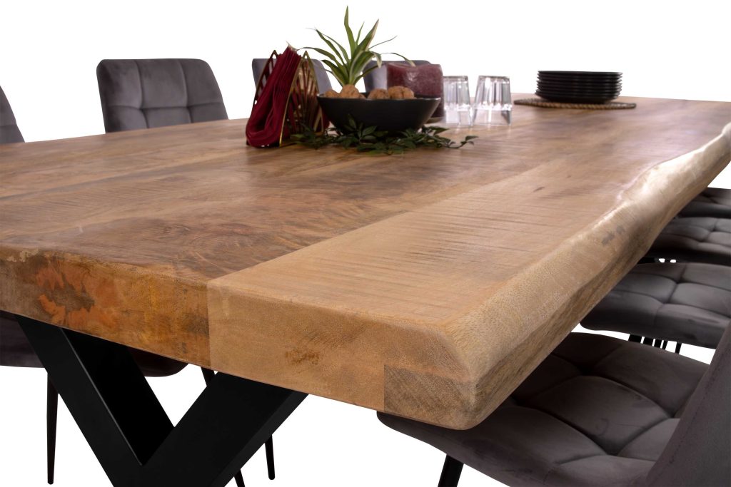 SAM_NEU-Esszimmer-Baumkante-Tische-Cali_aufgedoppelt-X_Gestell-mango-schwarz-240-BKT_Cali_mango_rough_04