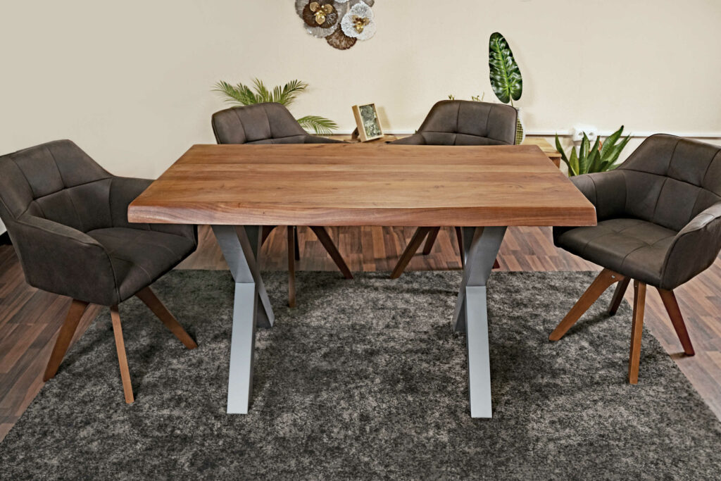 SAM_NEU-Esszimmer-Baumkante-Tische-Cali_aufgedoppelt-X_Gestell-nuss-silber-160-Cali_nussbaum_160_x_06