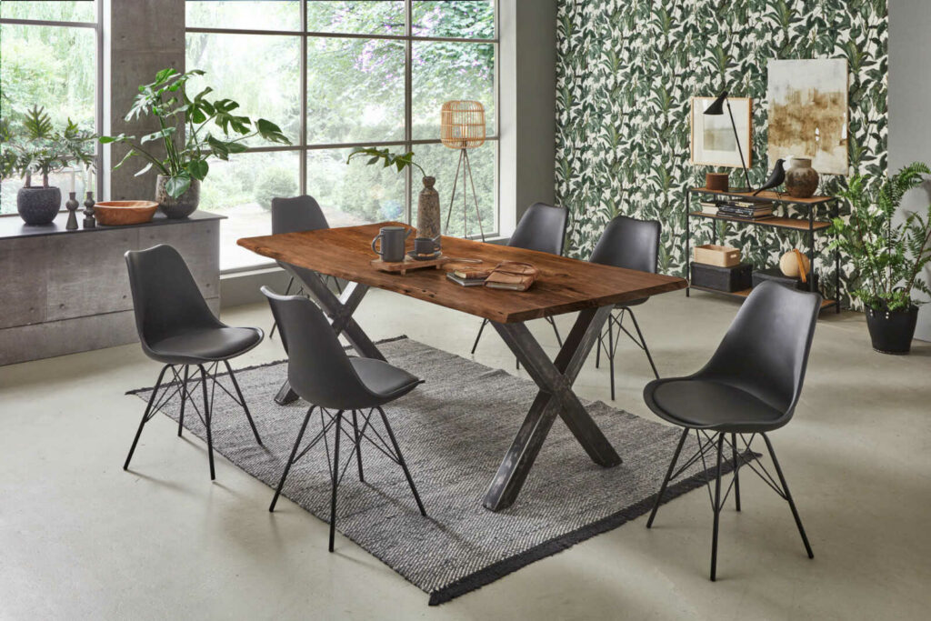 SAM_NEU-Esszimmer-Baumkante-Tische-Frederik-Nussbaum-180-Frederik_nussbaum_schwarz_04
