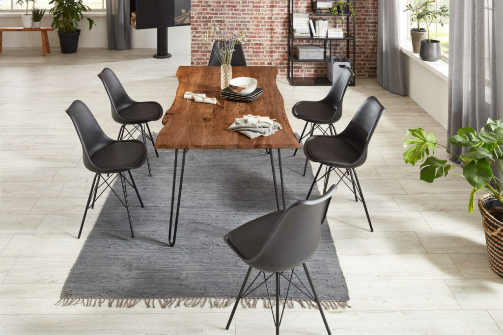 SAM_NEU-Esszimmer-Baumkante-Tische-Hannah-Nussbaum-140-hannah_schwarz_6