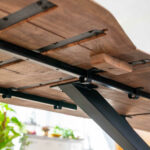 SAM_NEU-Esszimmer-Baumkante-Tische-Janosh-nougat-220-Janosh_nougatfarben_schwarz_06
