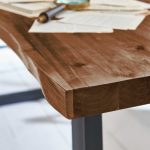 SAM_NEU-Esszimmer-Baumkante-Tische-Milo-Milo_140-Nussbaum-Schwarz-Bild_05