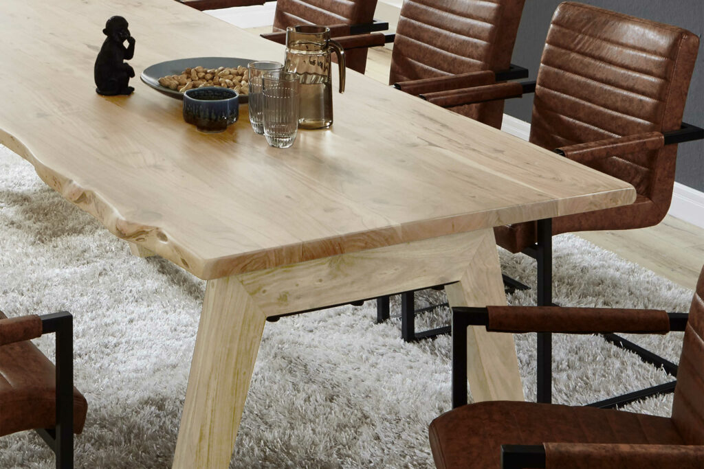 SAM_NEU-Esszimmer-Baumkante-Tische-Nele-natur-140-Nele_natur_newa_07