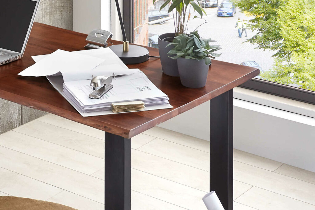 SAM_NEU-Esszimmer-Baumkante-Tische-Palma-Nussbaum-Schwarz-200-Palma_200_nussbaum_02