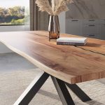 SAM_NEU-Esszimmer-Baumkante-Tische-Polly-Natur-Spider-schwarz-260-BKT_Polly_Akazie_natur_resin_260_Spider_schwarz_neu_04