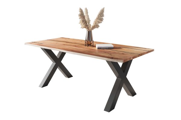 Baumkantentisch Akazie natur mit schwarzen Resin-Adern 240 x 100 cm X-Gestell schwarz POLLY