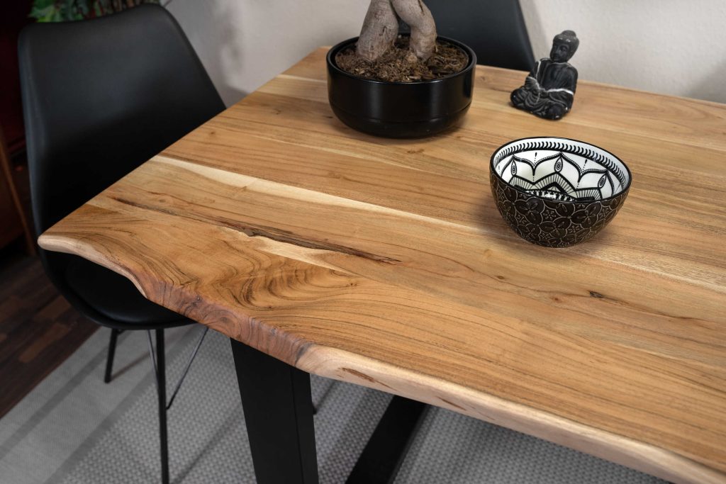 SAM_NEU-Esszimmer-Baumkante-Tische-Quinn-natur-schwarz-120-Quinn_natur_schwarz_05