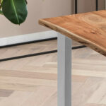 SAM_NEU-Esszimmer-Baumkante-Tische-Quinn-nussbaum-silber-80-Esstisch_Quinn_nussbaum_04