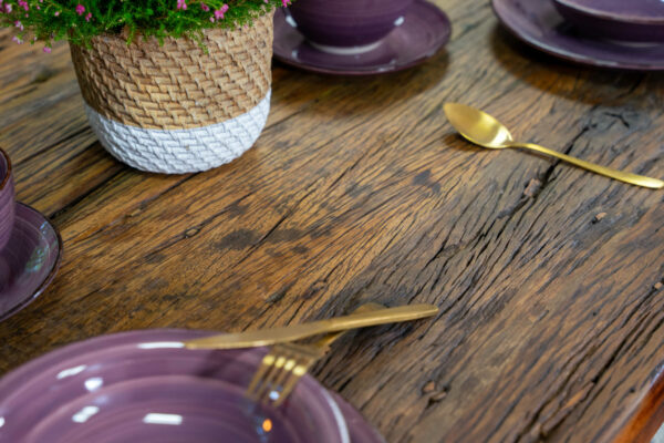 Baumkantentisch Rough Wood Platte 180 x 90 cm X-Gestell schwarz RAMON