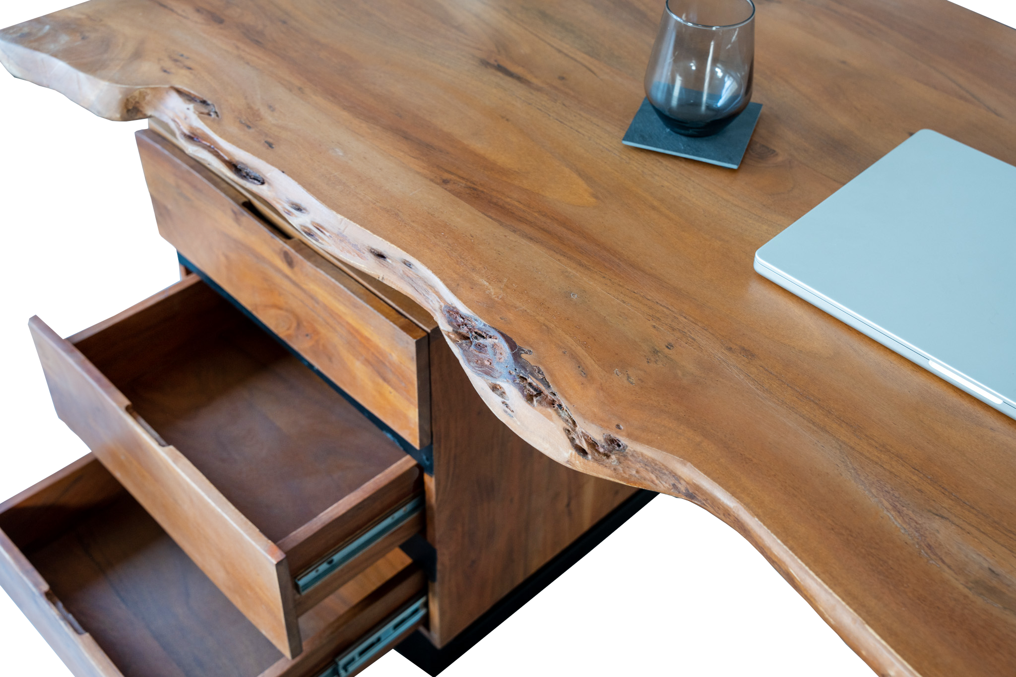 SAM_NEU-Esszimmer-Baumkante-Tische-Schreibtisch_Nara-nuss-BKT_Nara_nuss_04-69