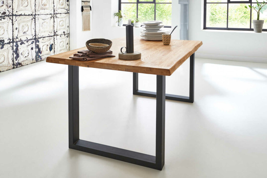 SAM_NEU-Esszimmer-Baumkante-Tische-Seattle_Serra-schwarz-90-Seattle_schwarz_04