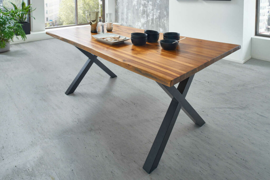 SAM_NEU-Esszimmer-Baumkante-Tischplatten-Cognac-26mm-200-Ida_200_cognac_04