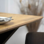 SAM_NEU-Esszimmer-Esszimmertische-Andi_Schweizerkante-260-Andi_X_Gestell_260_07