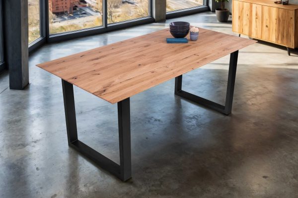 Esszimmertisch Schweizer Kante / gerade Ecken massiv & geölt Eiche 180x90 schwarz U-Gestell Lotte