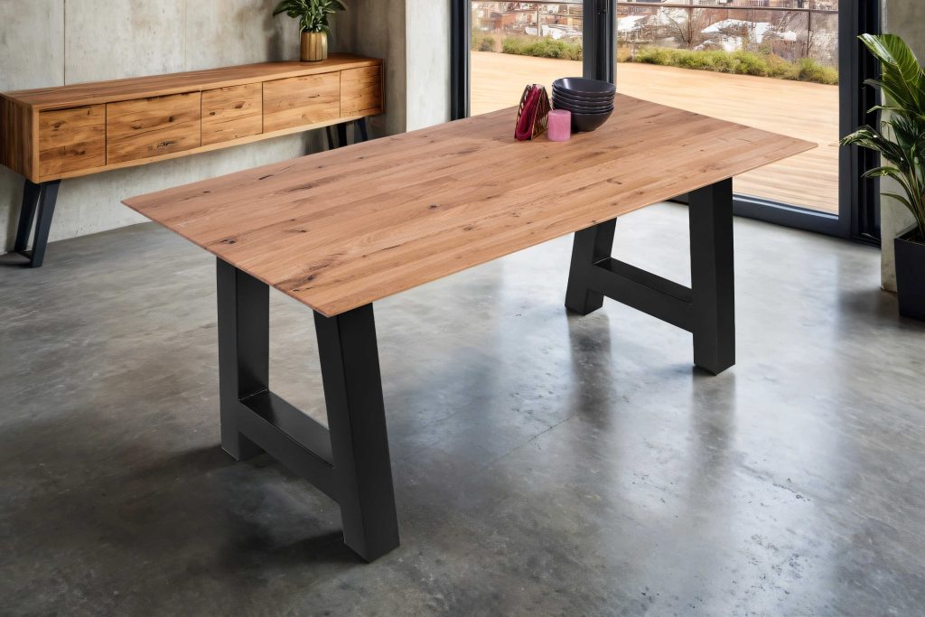 SAM_NEU-Esszimmer-Esszimmertische-Lotte-Baumkantentische.de-200-Tisch_lotte_200x100_eiche_a_schwarz_neu_01
